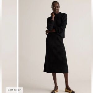 Quince 100% Cashmere Classic Black Midi Skirt. Women’s Size Large.